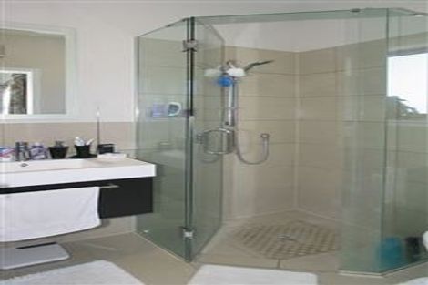 Photo of property in 4 Kaimai Place, Aotea, Porirua, 5024