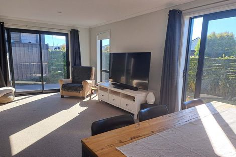 Photo of property in 28 Raynor Crescent, Pyes Pa, Tauranga, 3112