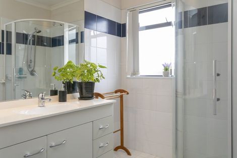 Photo of property in 9 Robinson Terrace, Rangatira Park, Taupo, 3330