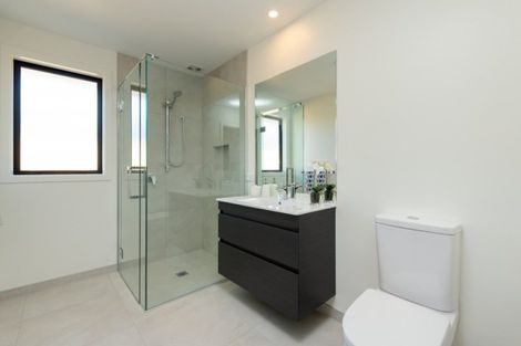 Photo of property in 1 Furlong Road, Papamoa, 3118