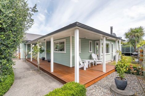 Photo of property in 28 Cotter Street, Greytown, 5712