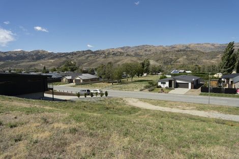 Photo of property in 55 Stratford Drive, Mount Pisa, Cromwell, 9383