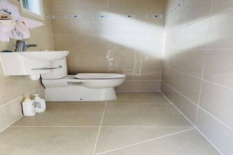 Photo of property in 24 Castleton Drive, Howick, Auckland, 2014