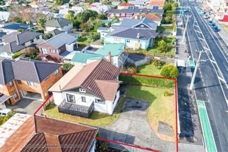 Photo of property in 142 Mount Albert Road, Mount Albert, Auckland, 1025
