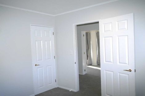 Photo of property in 94 Woodman Drive, Tawa, Wellington, 5028