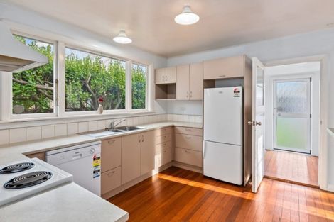 Photo of property in 2/14 James K Baxter Place, Addington, Christchurch, 8024