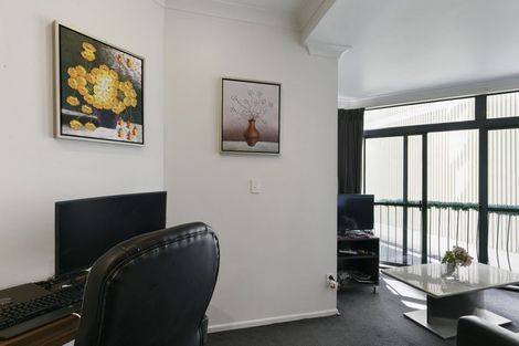 Photo of property in Terrace Garden Apartments, 2d/120 The Terrace, Wellington Central, Wellington, 6011