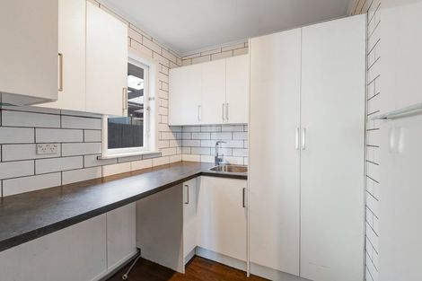 Photo of property in 1/14 Roband Avenue, Glenfield, Auckland, 0629