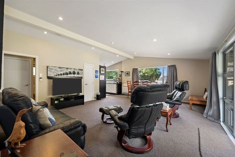 Photo of property in 6 Robinsons Bay Valley Road, Robinsons Bay, Akaroa, 7581