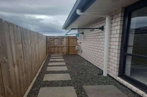 Photo of property in 5 Kapiakauri Road, One Tree Point, 0118