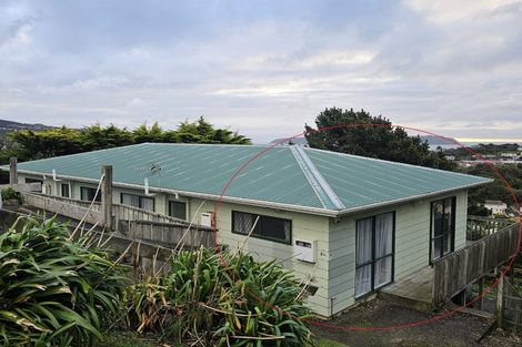Photo of property in 2/5 Rothwell Street, Titahi Bay, Porirua, 5022