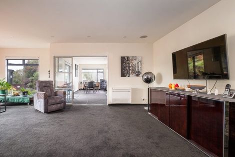 Photo of property in 2 Whaka Terrace, Huntsbury, Christchurch, 8022