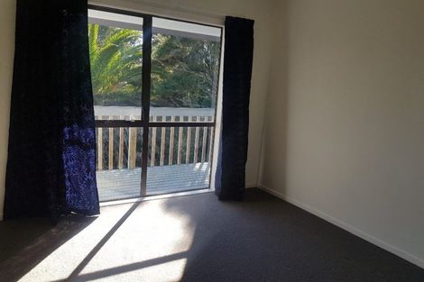 Photo of property in 59 Pemberton Avenue, Bayview, Auckland, 0629