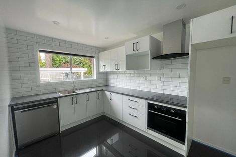 Photo of property in 2/5 Charles Street, Belmont, Lower Hutt, 5010