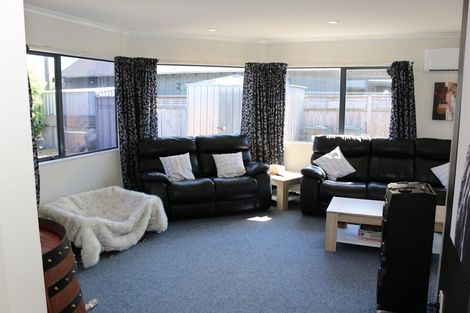 Photo of property in 35 Sherwill Street, Feilding, 4702