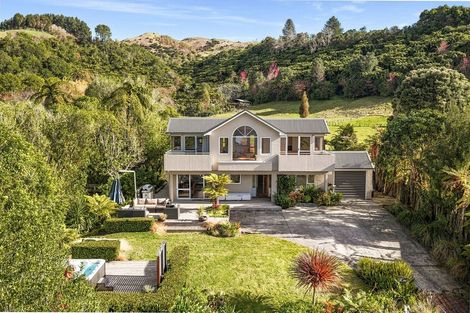Photo of property in 176 Spencer Road, Lake Tarawera, Rotorua, 3076