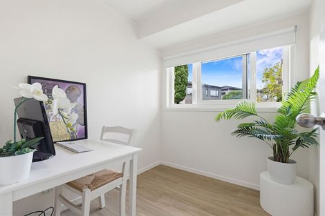 Photo of property in 127b Bruce Mclaren Road, Henderson, Auckland, 0612