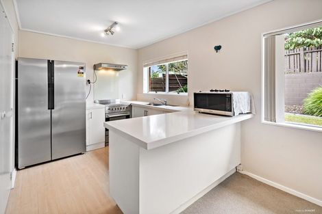 Photo of property in 2/37 Galvan Avenue, Sunnyhills, Auckland, 2010