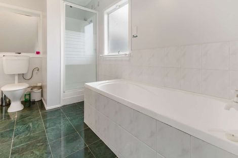 Photo of property in 39 Mountain Road, Western Heights, Rotorua, 3015