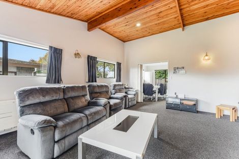 Photo of property in 27 Browning Crescent, Stoke, Nelson, 7011