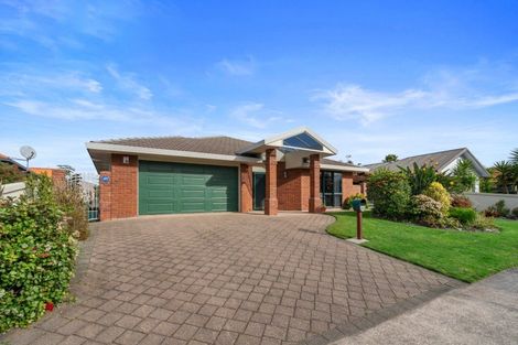 Photo of property in 140 Gravatt Road, Papamoa Beach, Papamoa, 3118