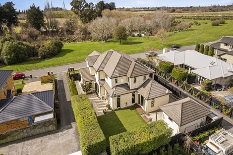 Photo of property in 68 Willowview Drive, Redwood, Christchurch, 8051