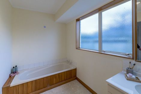 Photo of property in 35a Hadleigh Court, Paraparaumu, 5032