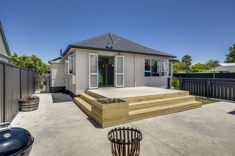 Photo of property in 2 Barton Avenue, Marewa, Napier, 4110