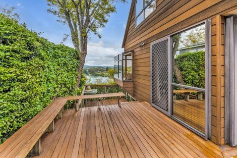 Photo of property in 47 Pohutukawa Avenue, Shelly Park, Auckland, 2014