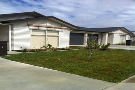 Photo of property in 4 Popokatea Drive, Takanini, 2112