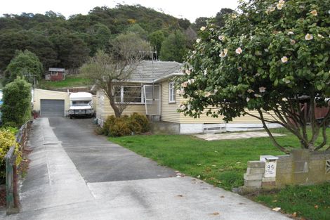Photo of property in 95 Wellington Road, Wainuiomata, Lower Hutt, 5014