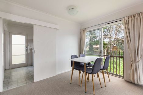Photo of property in 5/28 Uxbridge Road, Mellons Bay, Auckland, 2014