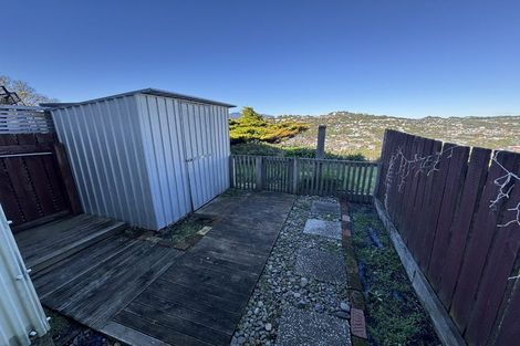 Photo of property in 14a Waiwera Crescent, Maupuia, Wellington, 6022