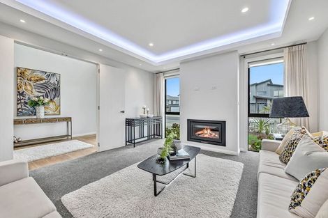 Photo of property in 2 Headsail Drive, Long Bay, Auckland, 0630