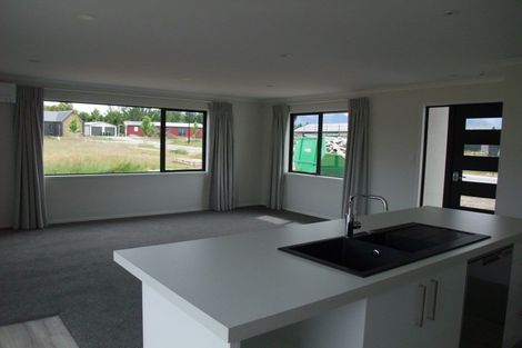 Photo of property in 4 Brewster Crescent, Lake Hawea, Wanaka, 9382