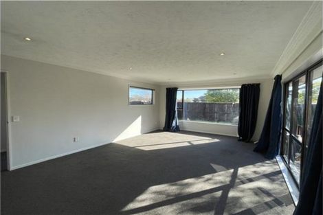 Photo of property in 35 Tivoli Place, Bishopdale, Christchurch, 8053