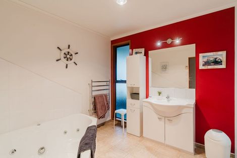 Photo of property in 44 Pheasant Close, Rotokauri, Hamilton, 3289