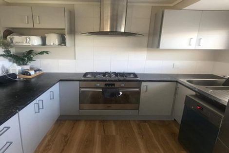 Photo of property in 2/95 Hobsonville Road, West Harbour, Auckland, 0618