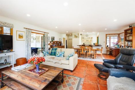 Photo of property in 552 Porewa Road, Marton, 4787