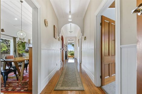 Photo of property in 43 Sunnyvale Road, Massey, Auckland, 0614