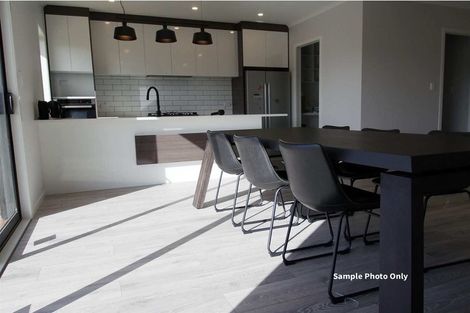 Photo of property in 13 Sydney Place, Flagstaff, Hamilton, 3210