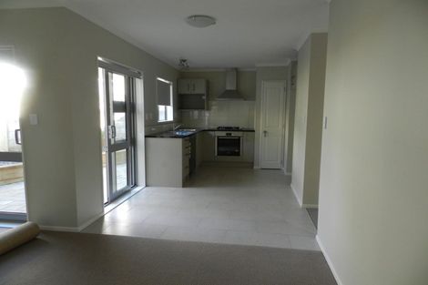 Photo of property in 67 Priestley Drive, Bucklands Beach, Auckland, 2014