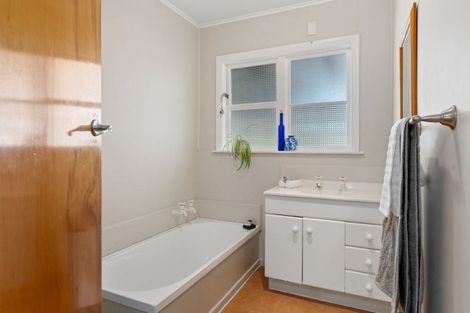 Photo of property in 120 Waihakeke Road, Waihakeke, Carterton, 5792