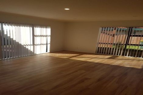 Photo of property in 23 Longford Park Drive, Takanini, 2112