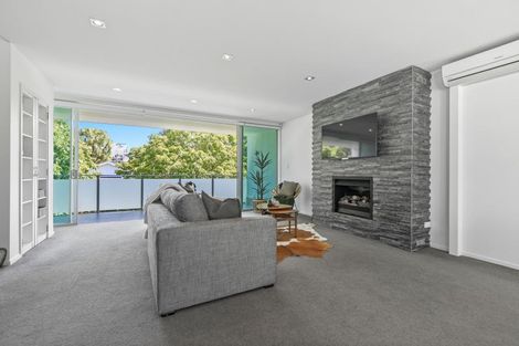 Photo of property in 2/1 Riro Street, Hamilton East, Hamilton, 3216