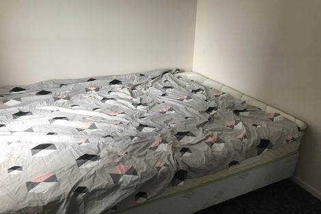 Photo of property in Harbour Green Apartments, 912/11 Union Street, Auckland Central, Auckland, 1010