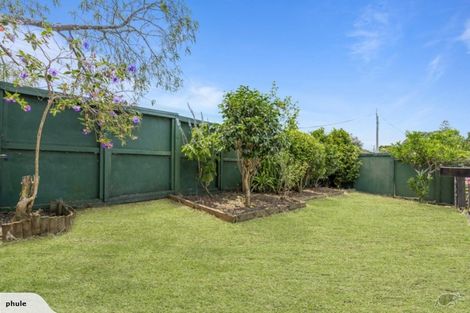 Photo of property in 1/126 Carlisle Road, Browns Bay, Auckland, 0632