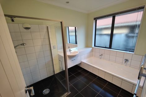 Photo of property in 44 Wiltshire Drive, Huntington, Hamilton, 3210