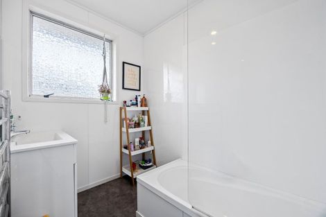 Photo of property in 69a Rowses Road, Aranui, Christchurch, 8061