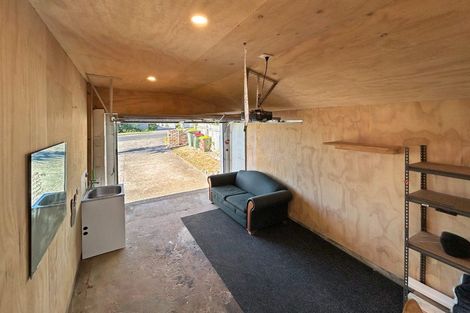 Photo of property in 832 Whangaparaoa Road, Manly, Whangaparaoa, 0930